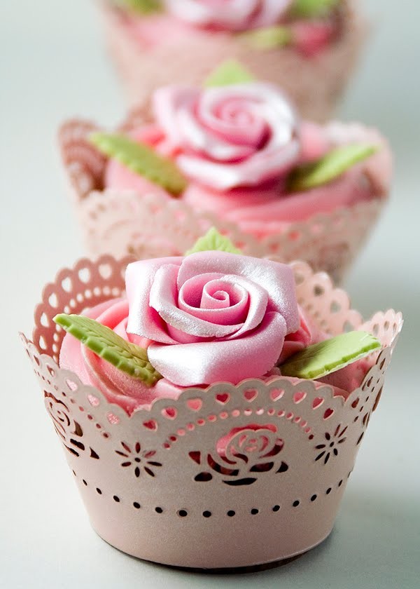PME Cupcake Wrapper Pink Rose