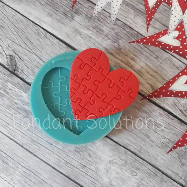 Fondant Solutions Puzzle Heart 02 Mould