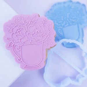 Sweet Stamp Outboss Stamp N Cut Floral Tea Cup