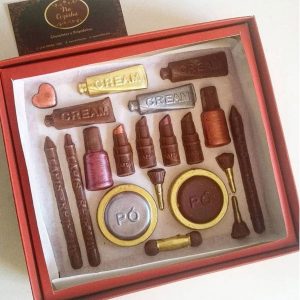 Alternative view of BWB Makeup Kit Mould