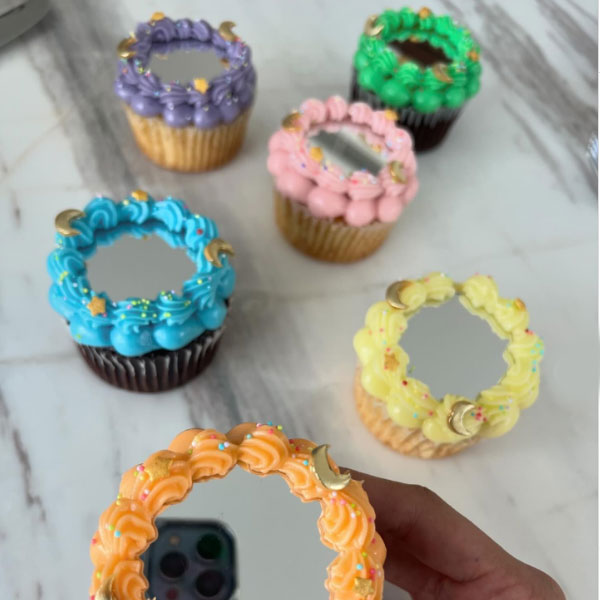 Selfie Plate Cupcake Toppers