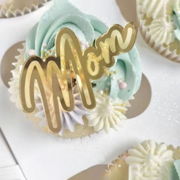 Acrylic Mom Word Cake Charm