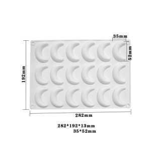 Alternative view of Silicone Mini Smooth Crescent Moon Mould