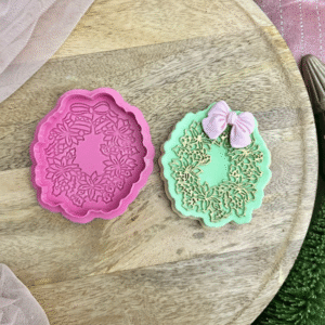 Alternative view of Christmas Wreath Deboss Cookie Cutter