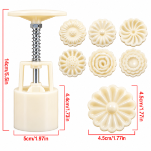 Alternative view of Chrysanthemum Mooncake Set
